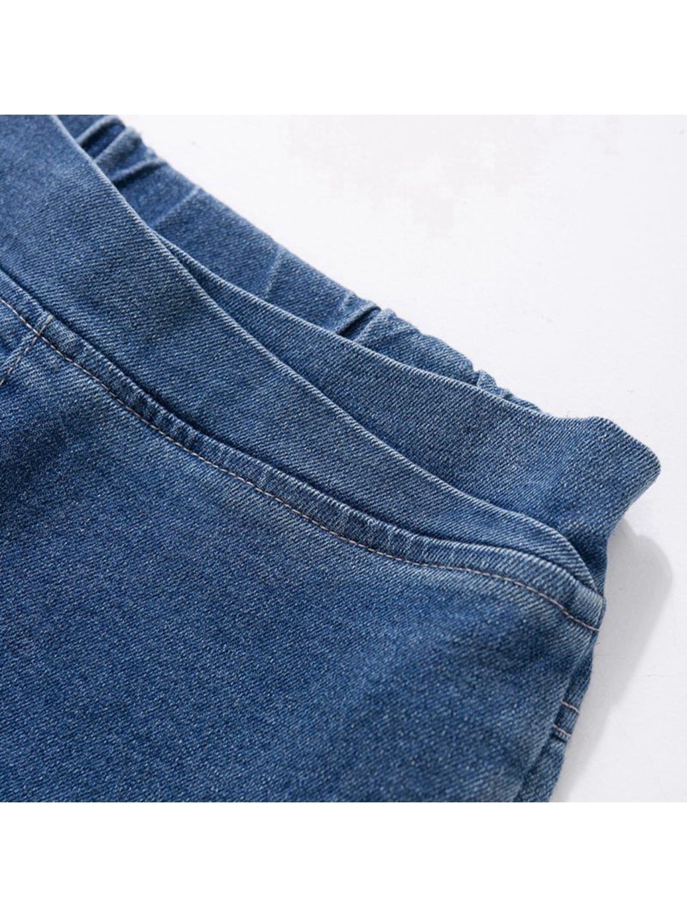 fffd04f7-5107-4cae-8229-e3babc8ca44c